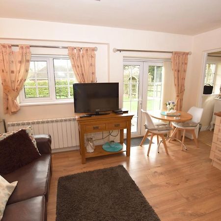 Little Rushbrook Cottages Tanworth Extérieur photo