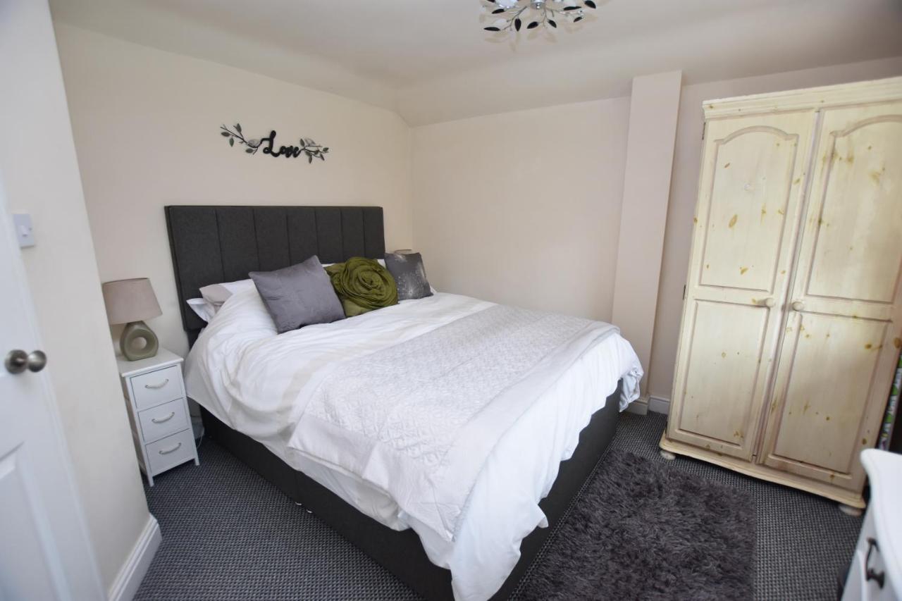 Little Rushbrook Cottages Tanworth Extérieur photo